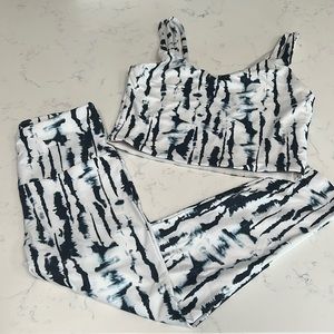 MPG Black and White Leggings and Top Set
